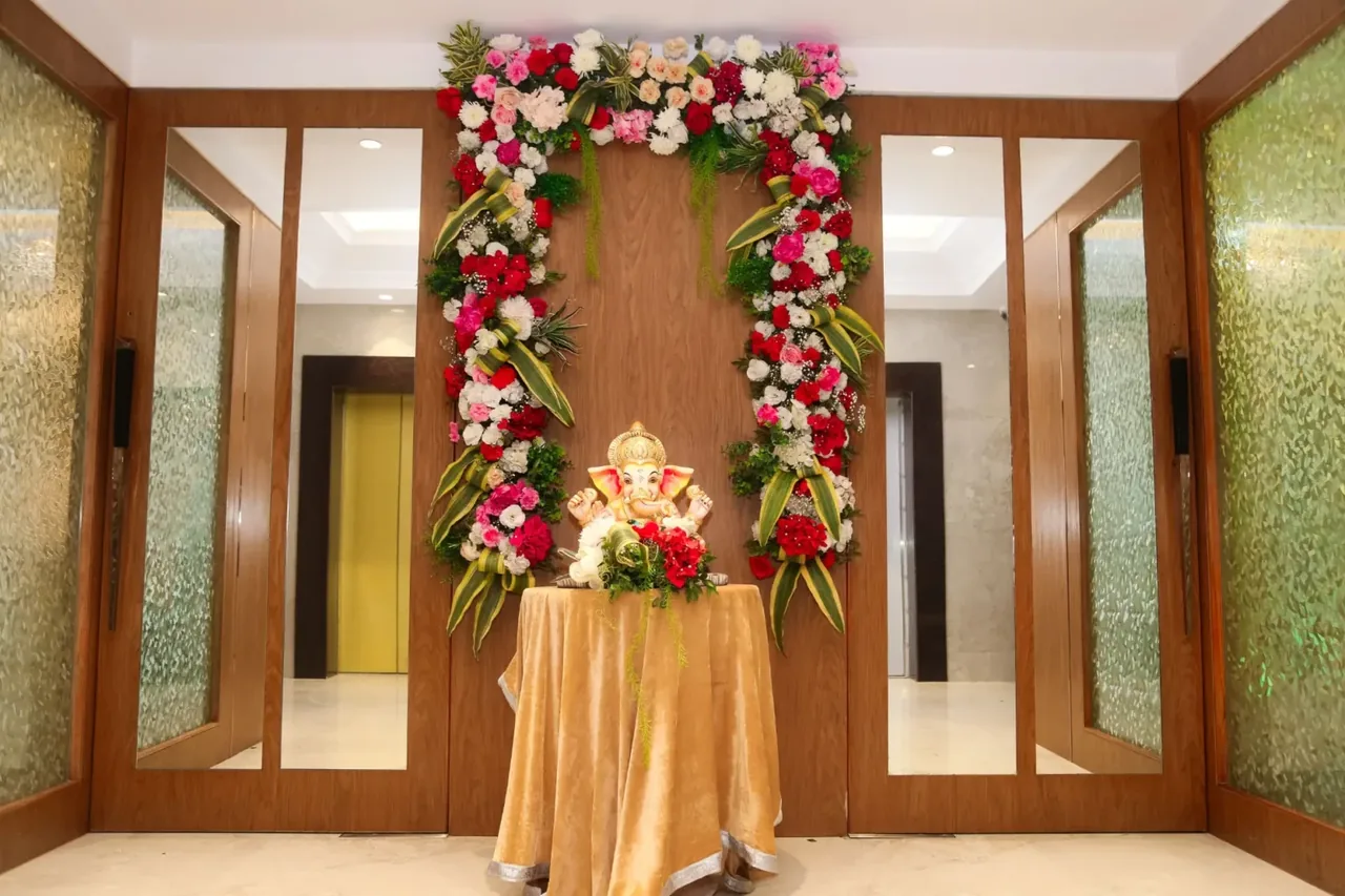 Dining hall layout for a Jogeshwari reception