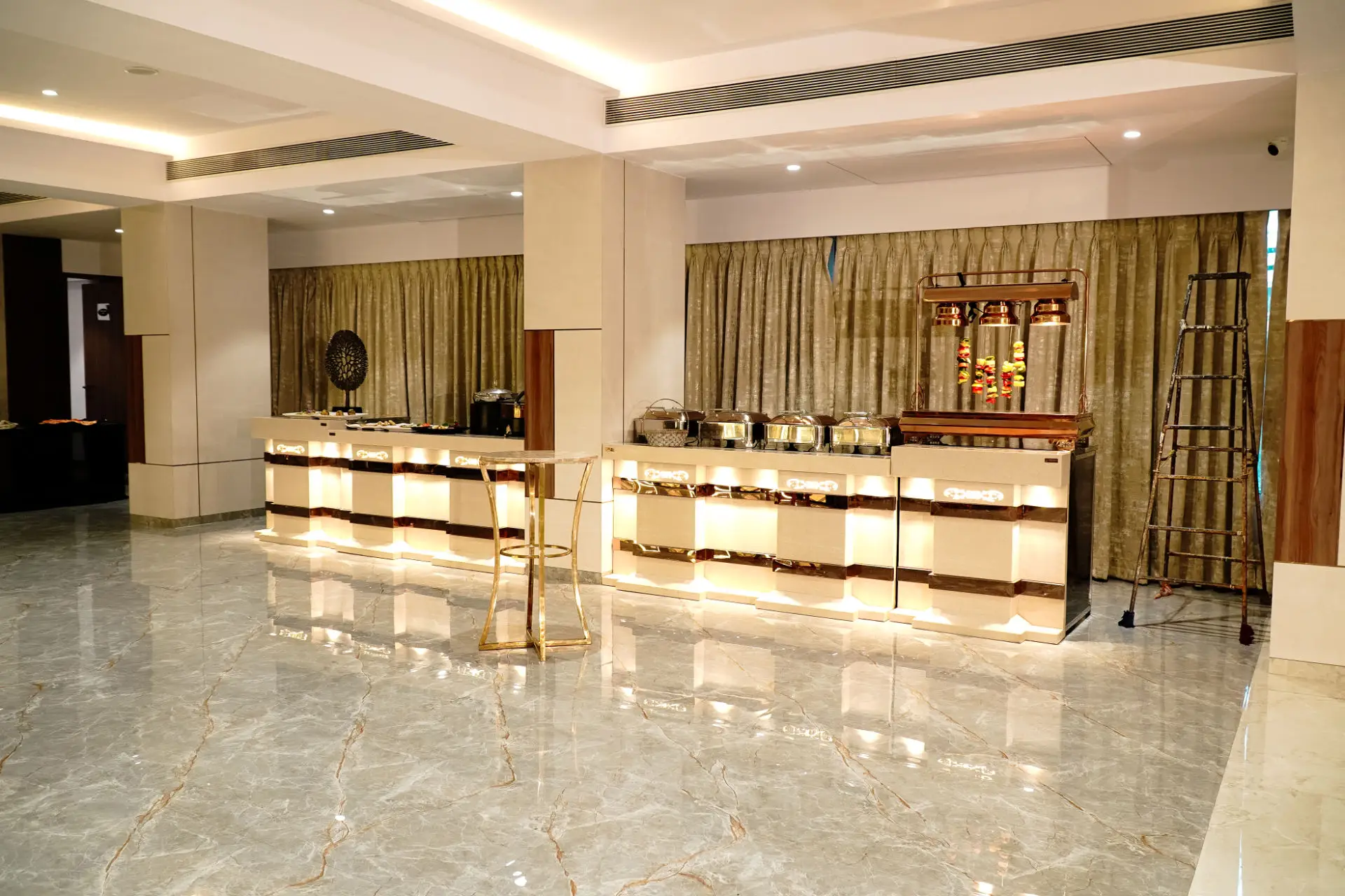 Gallery 16