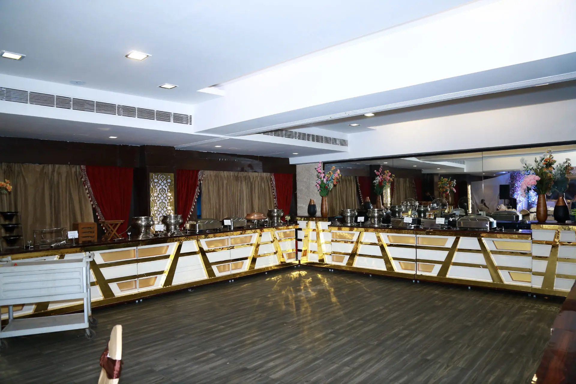 Gallery 27